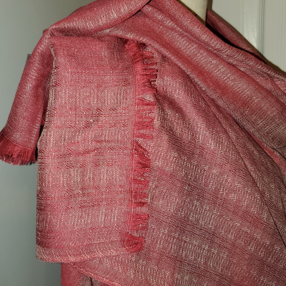 Reddish Pink Wrap - image 8